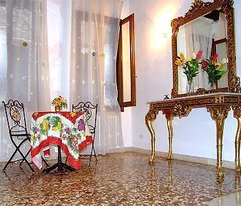 Corte Del Paradiso Maison d'hôtes 2*