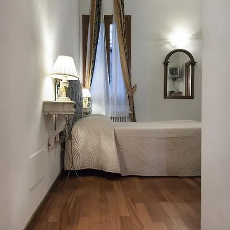 Corte Del Paradiso